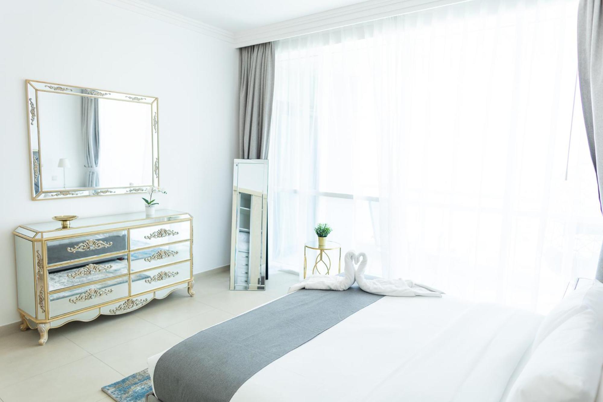 La Vie Jbr By Happy Season دبي
