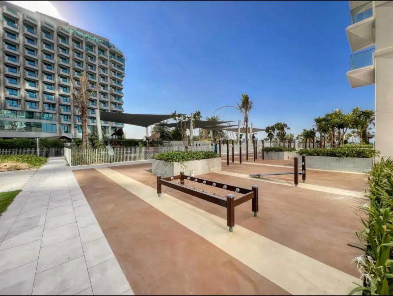 La Vie Jbr By Happy Season * دبي